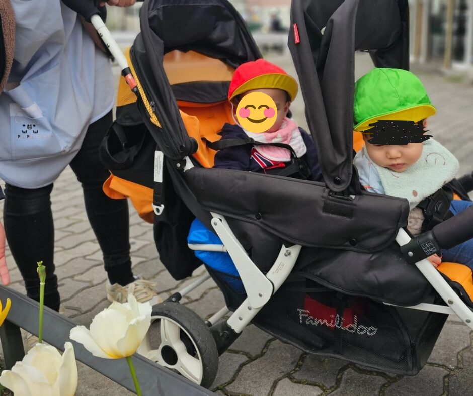 はじめの1ヶ月は0歳児さんと一緒に活動していた息子
